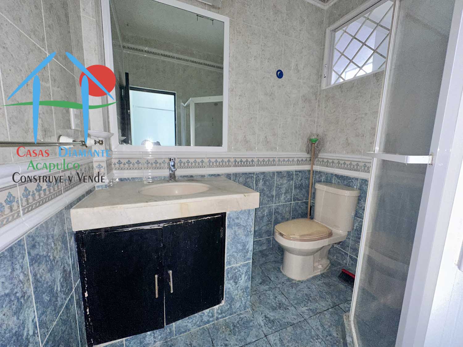 Carey 75 402 - Cuarto de servicio 4